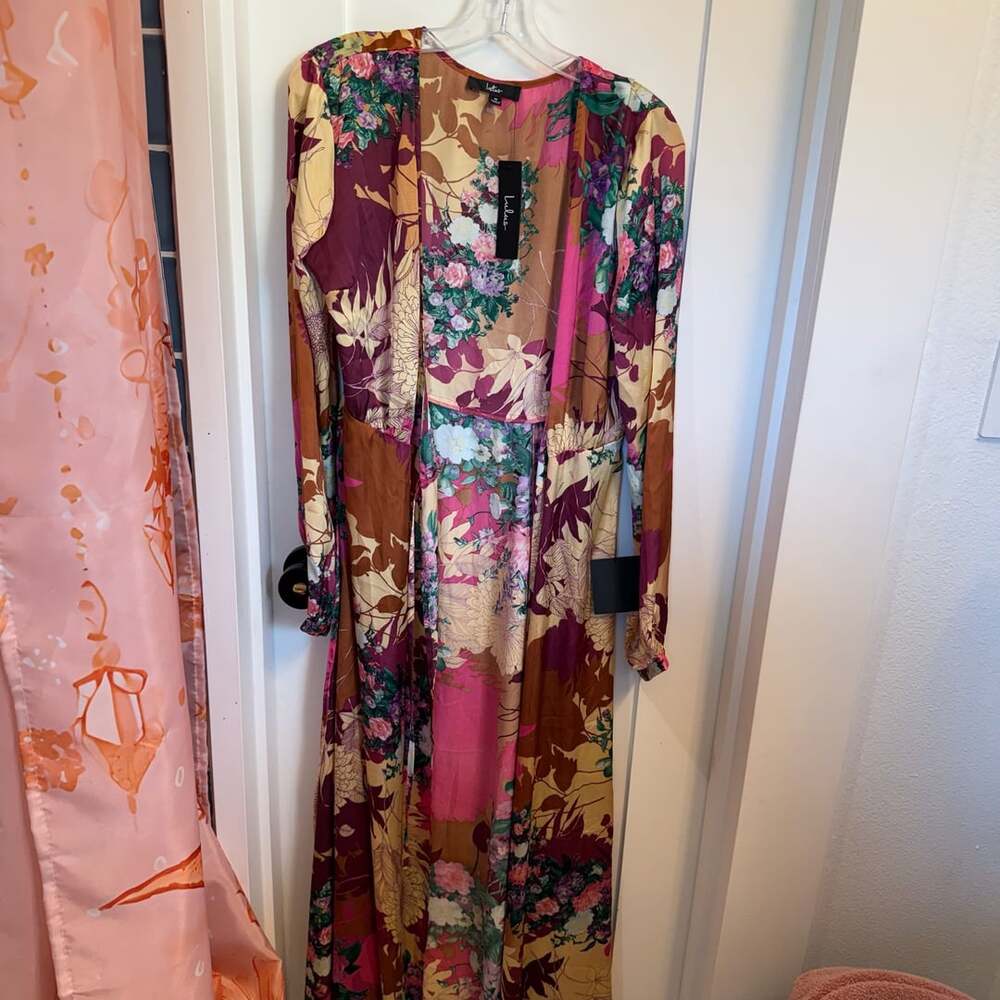 Brand New Lulus Sunset Bloom Reverie Silky Satin Floral Maxi Dress
